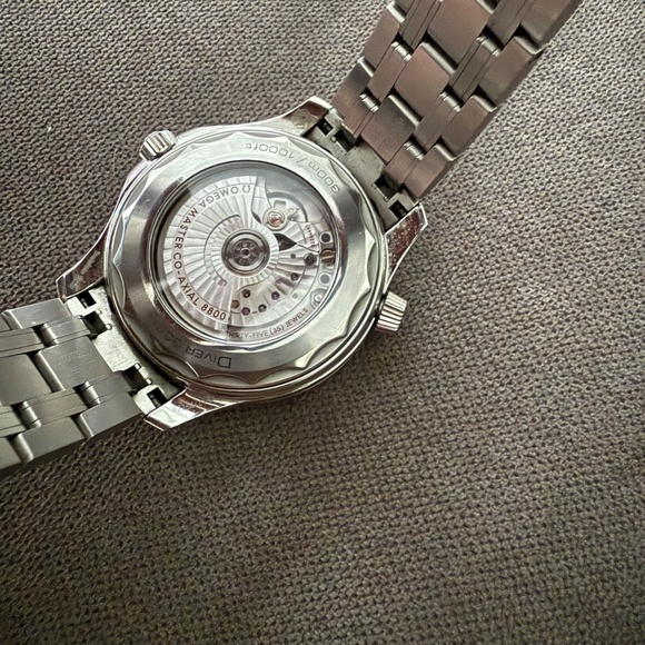 Watch : Omega Seamaster Diver 300M Co-Axial Ma - Picture 2 of 5